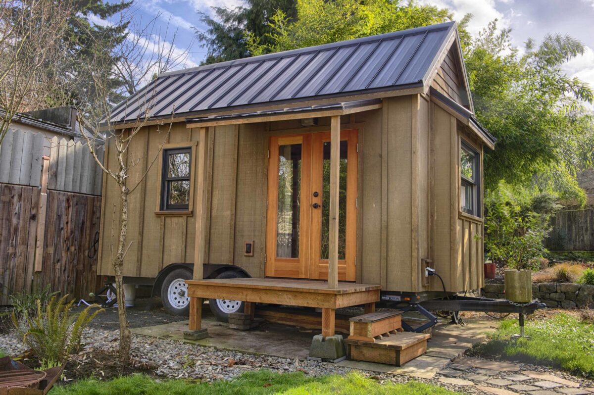 Sweet-Pea-Tiny-House-Exterior-scaled